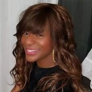 Meet your Posher, Marie